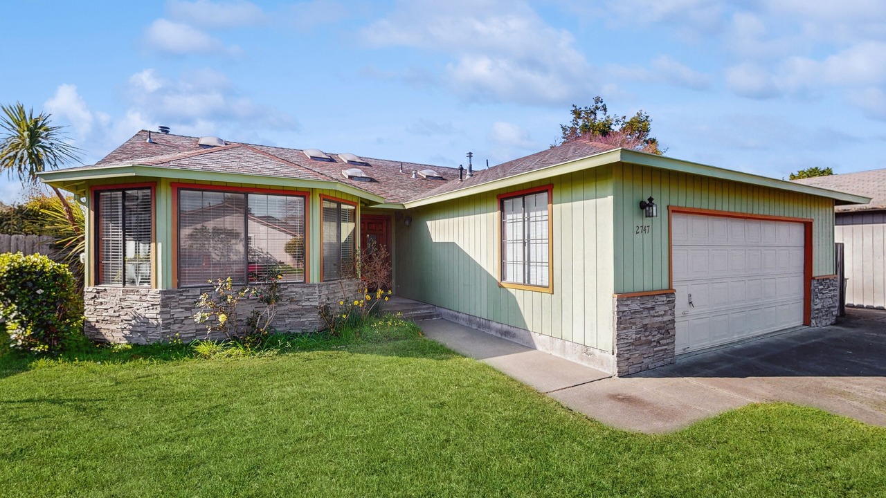 Photo of Outdoor in Pacific