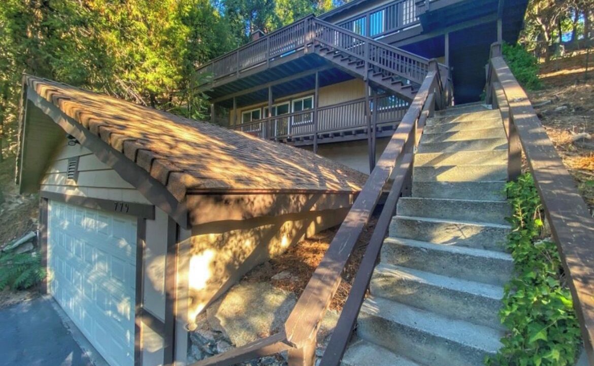 Photo of Outdoor in Crestline