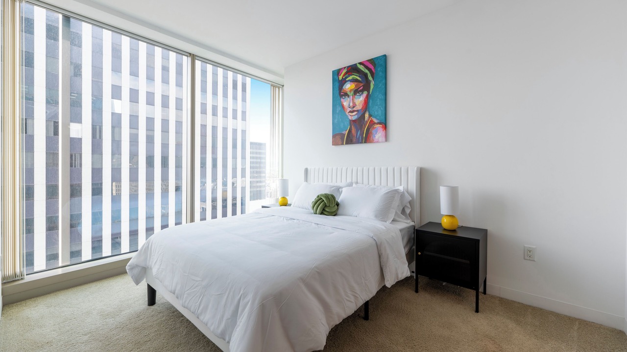 Photo of Bedroom in Carthay Circle