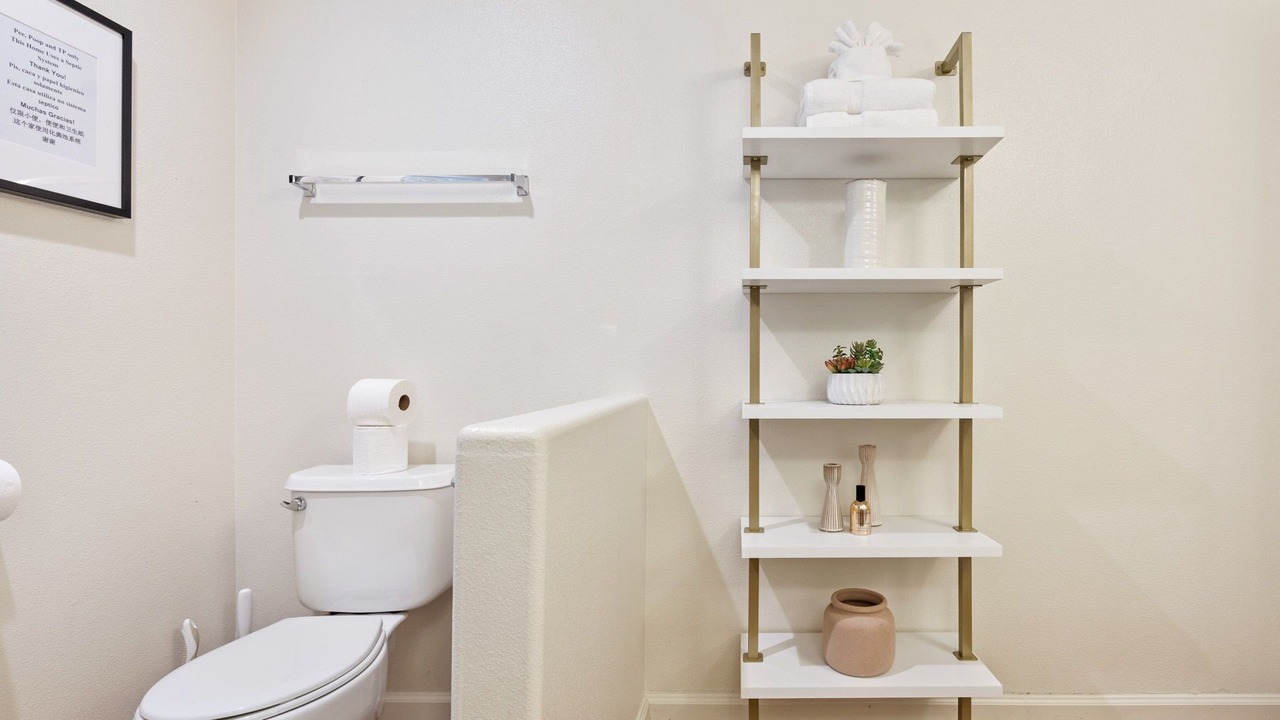 Photo of Bathroom in Mariposa