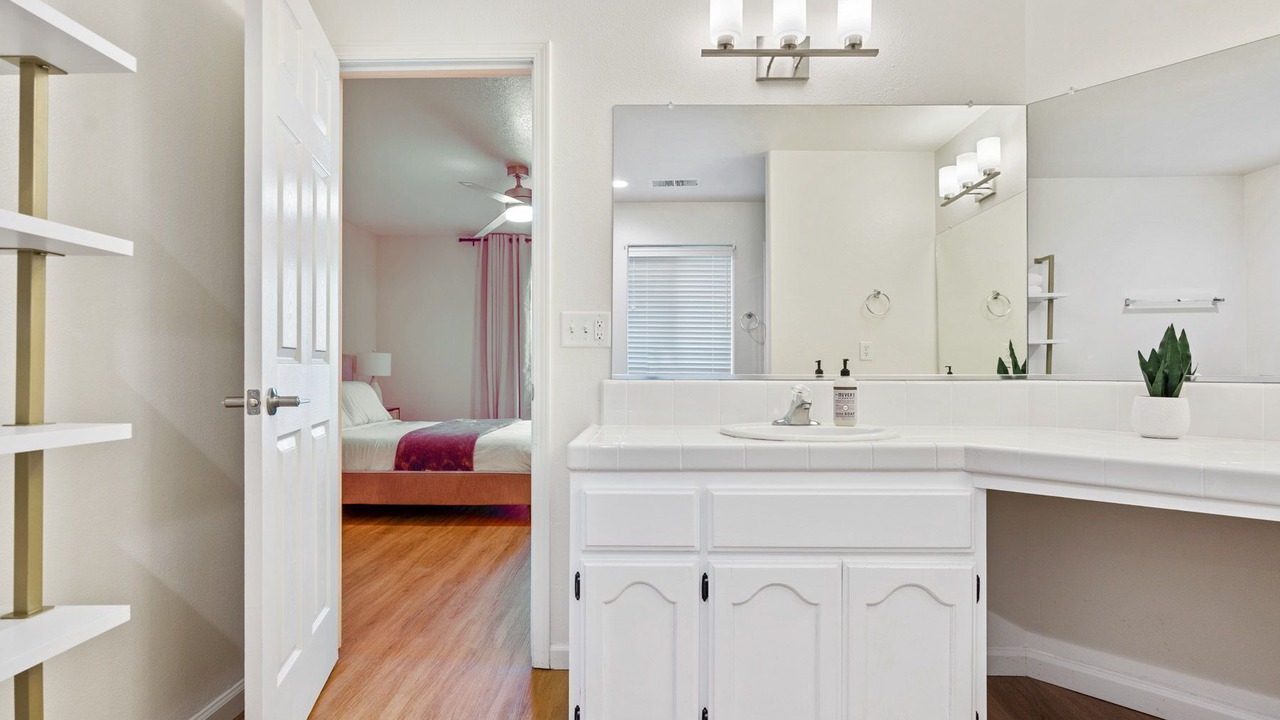 Photo of Bathroom in Mariposa