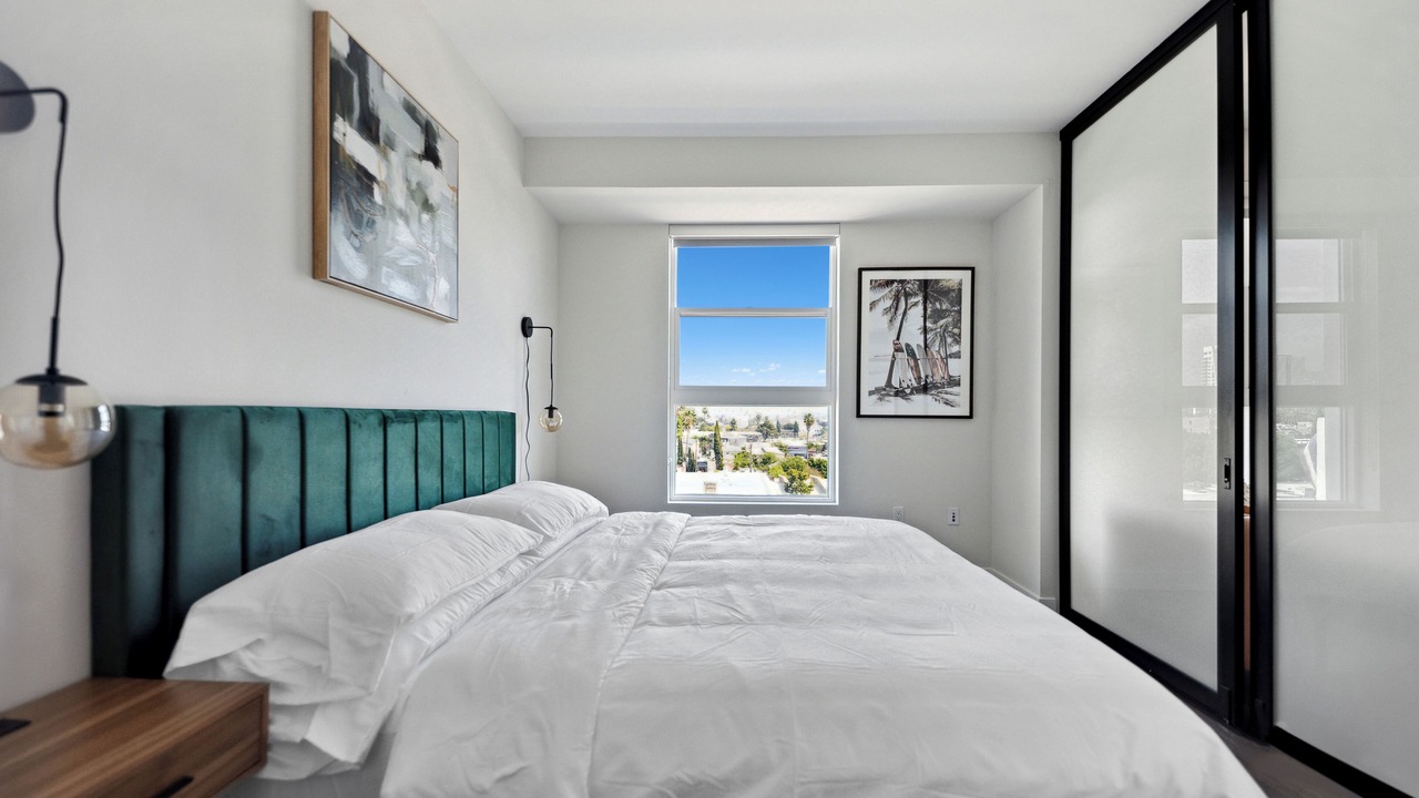Photo of Bedroom in Beverly Grove