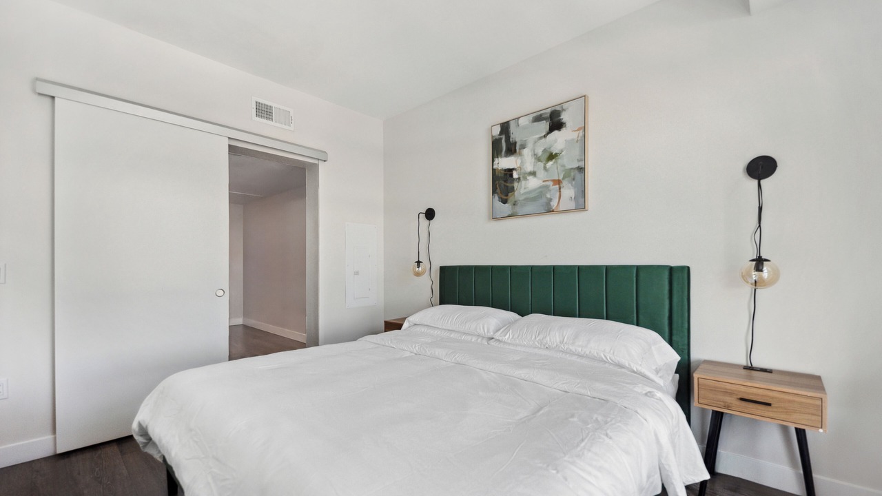 Photo of Bedroom in Beverly Grove