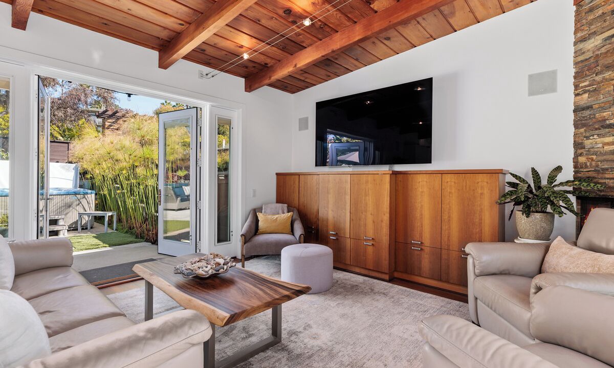 Photo of Livingroom in Del Mar