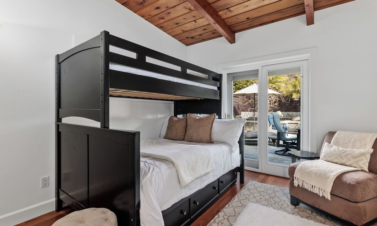 Photo of Bedroom in Del Mar