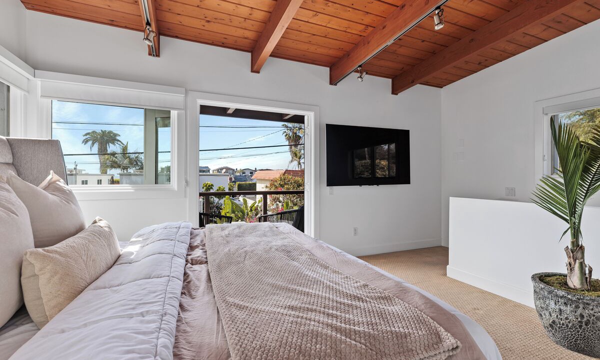 Photo of Bedroom in Del Mar