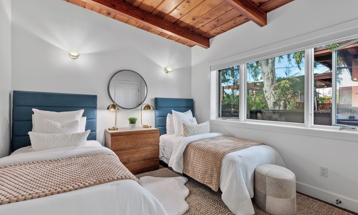 Photo of Bedroom in Del Mar