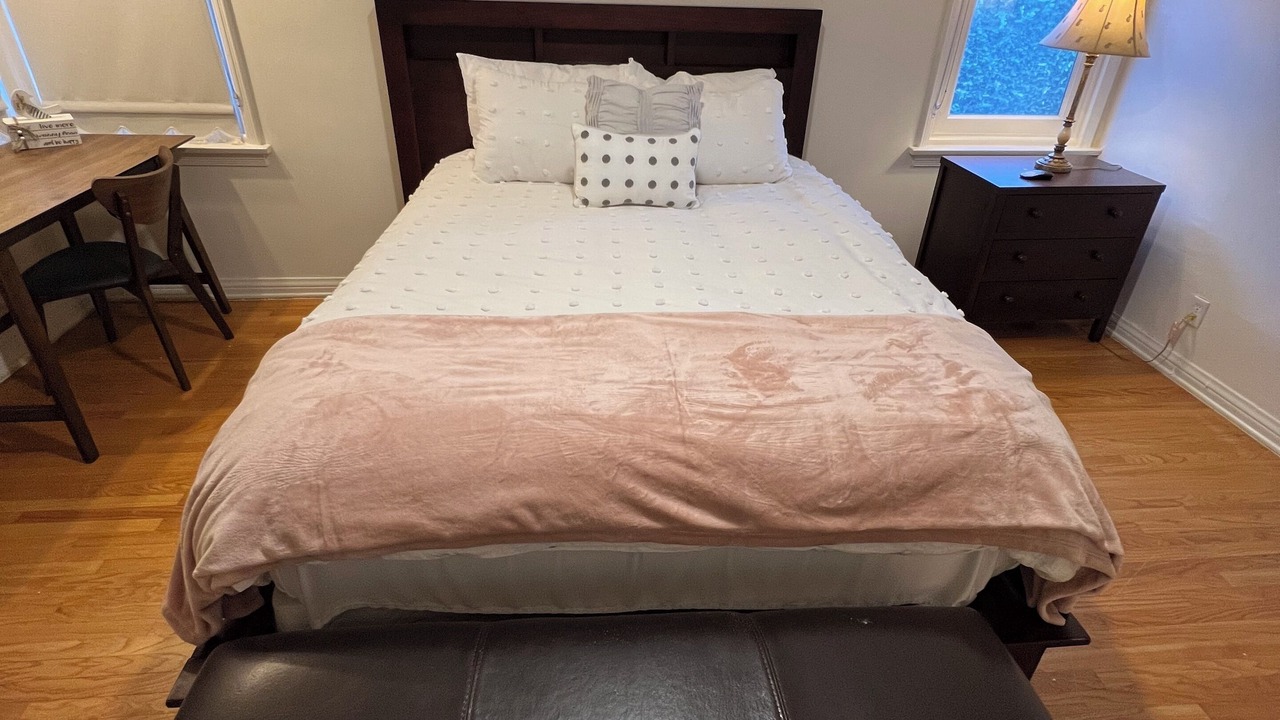 Photo of Bedroom in Sherman Oaks
