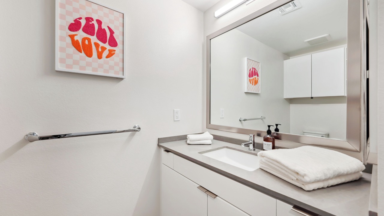 Photo of Bathroom in Beverly Hills