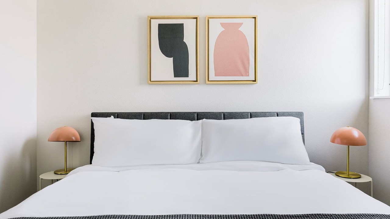 Photo of Bedroom in Chinatown