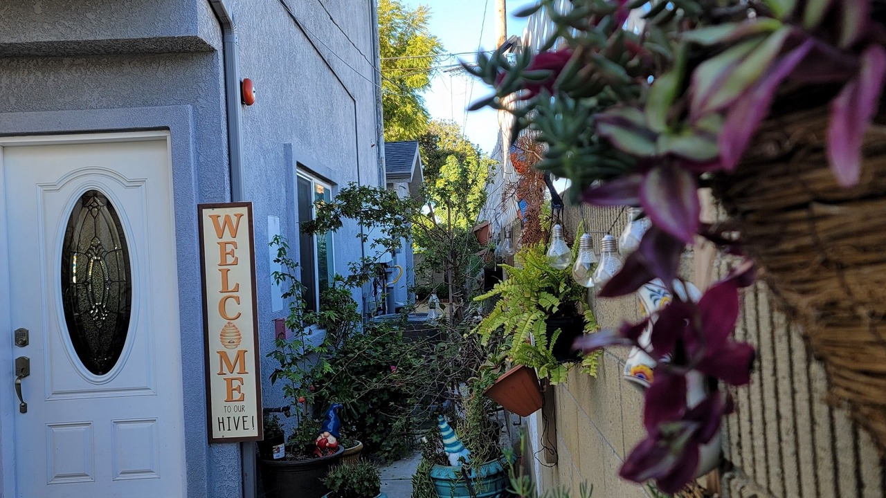 Photo of Outdoor in Midway City