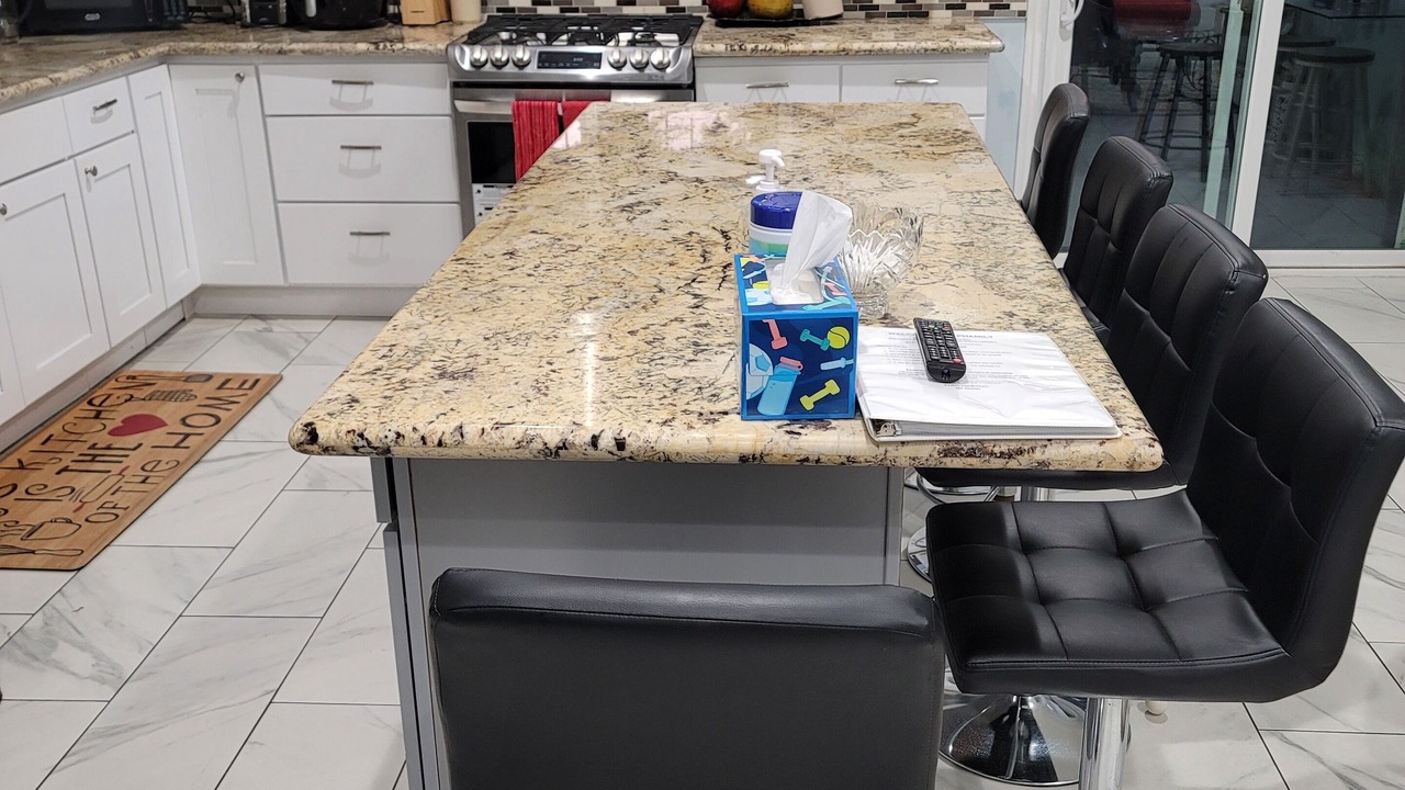 Photo of Kitchen in Midway City