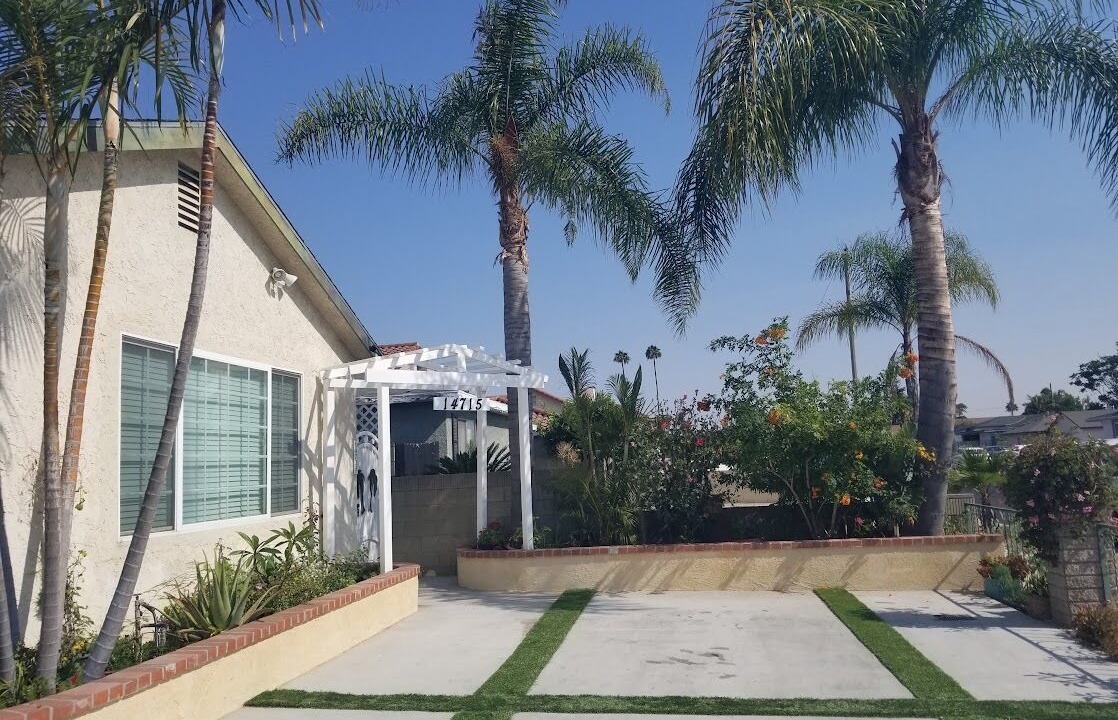 Photo of Outdoor in Midway City