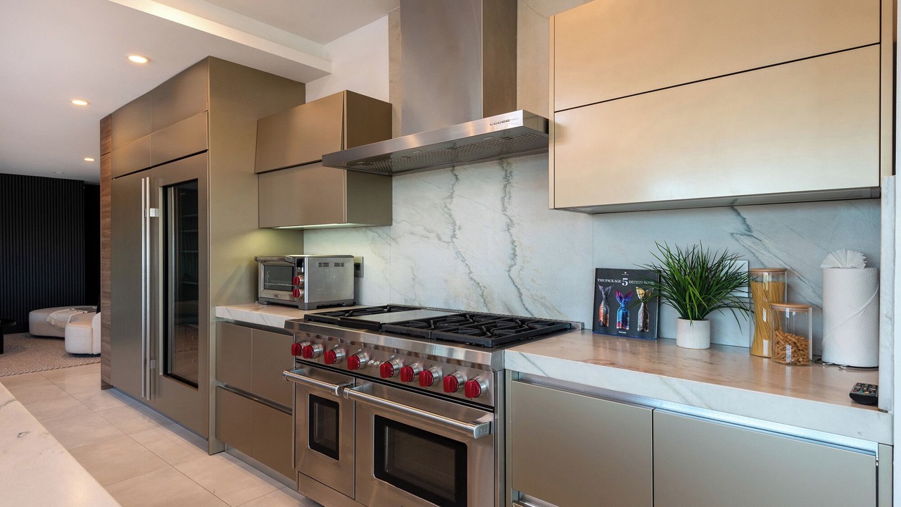 Photo of Kitchen in Tarzana