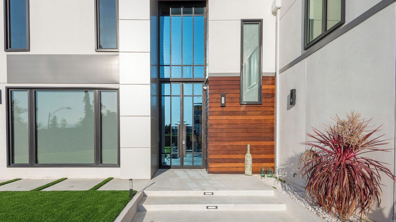 Photo of Outdoor in Tarzana