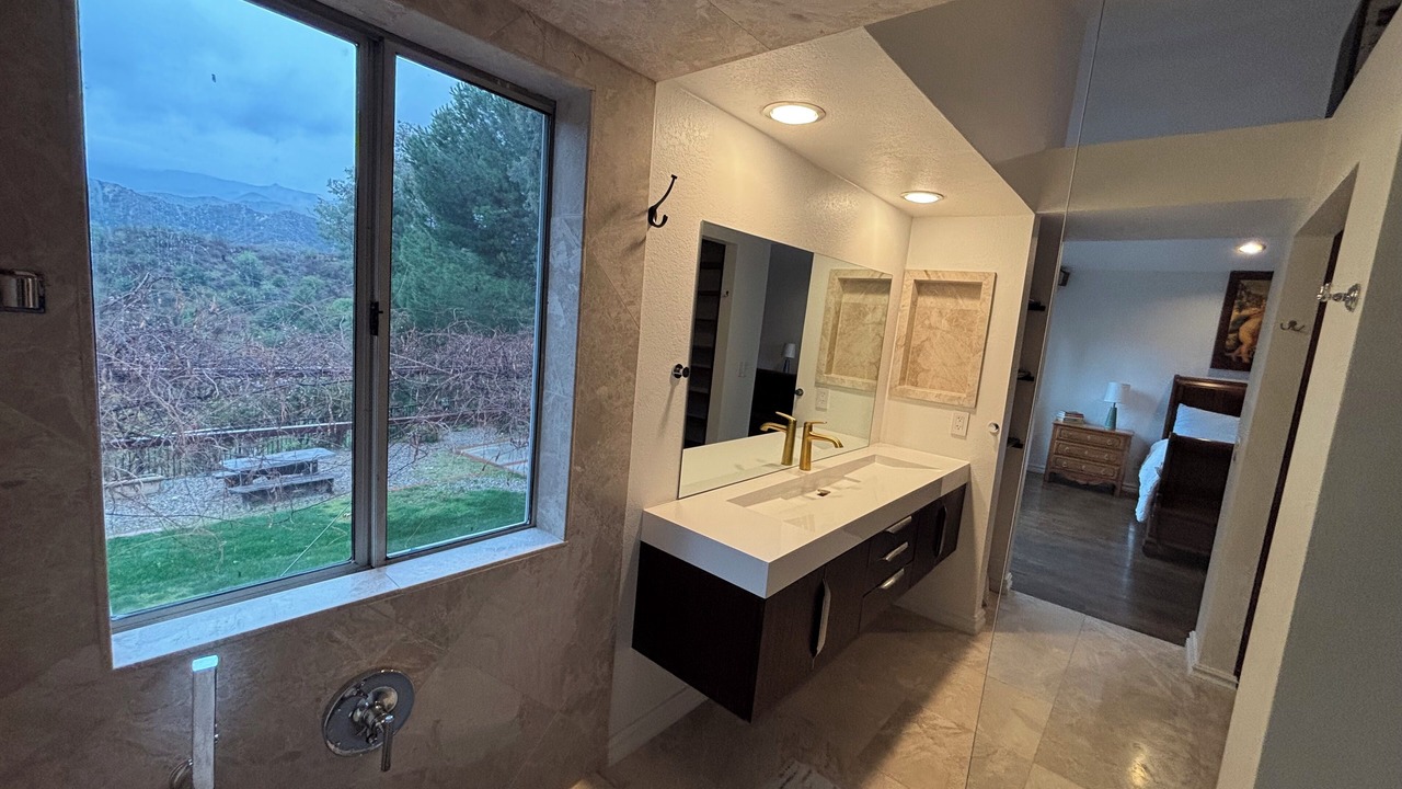 Photo of Bathroom in Stevenson Ranch