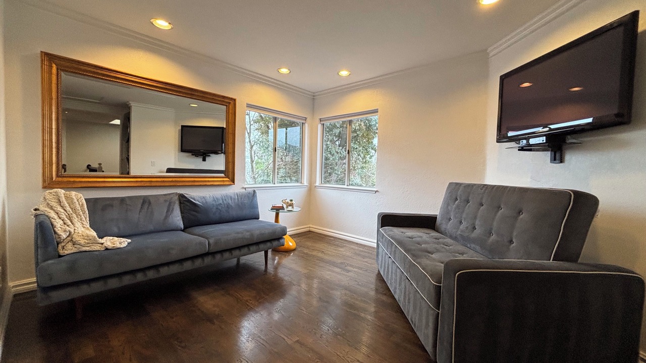 Photo of Livingroom in Stevenson Ranch