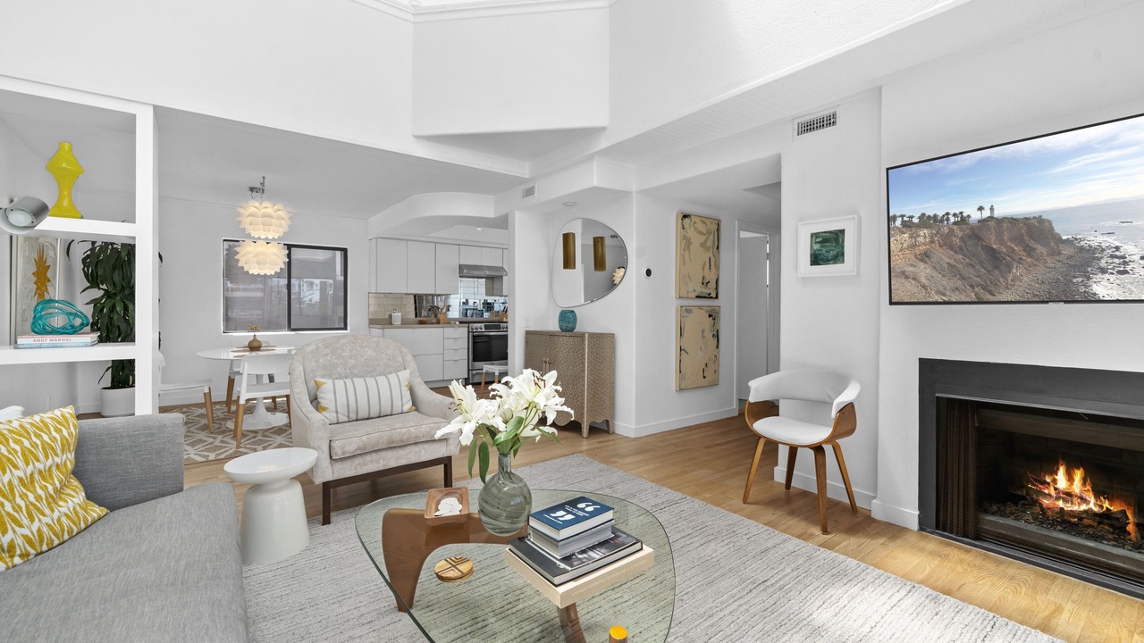 Photo of Livingroom in Marina Peninsula