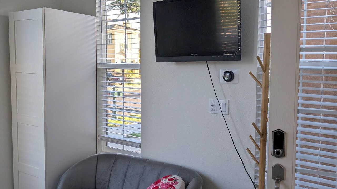 Photo of Livingroom in Oak Creek