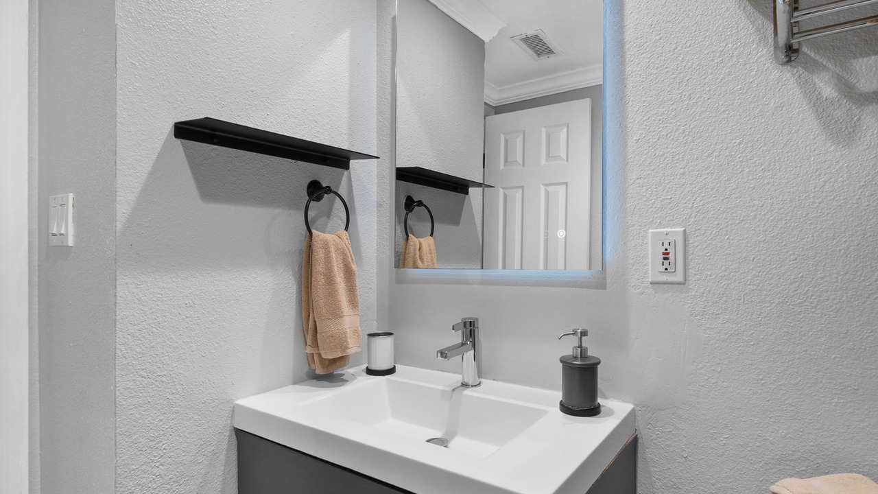 Photo of Bathroom in Anaheim Resort