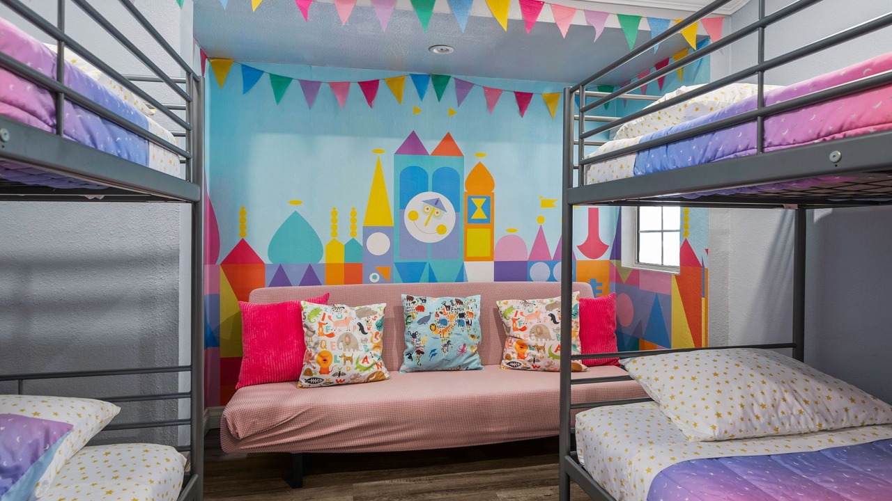 Photo of Bedroom in Anaheim Resort