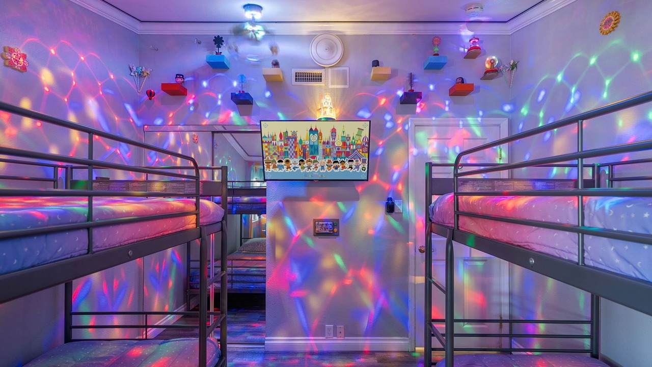 Photo of Bedroom in Anaheim Resort