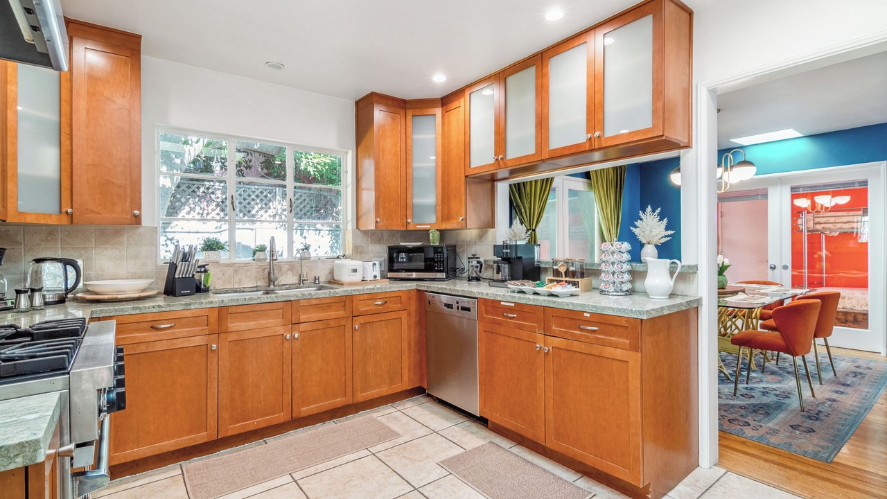 Photo of Kitchen in Hollywoodland