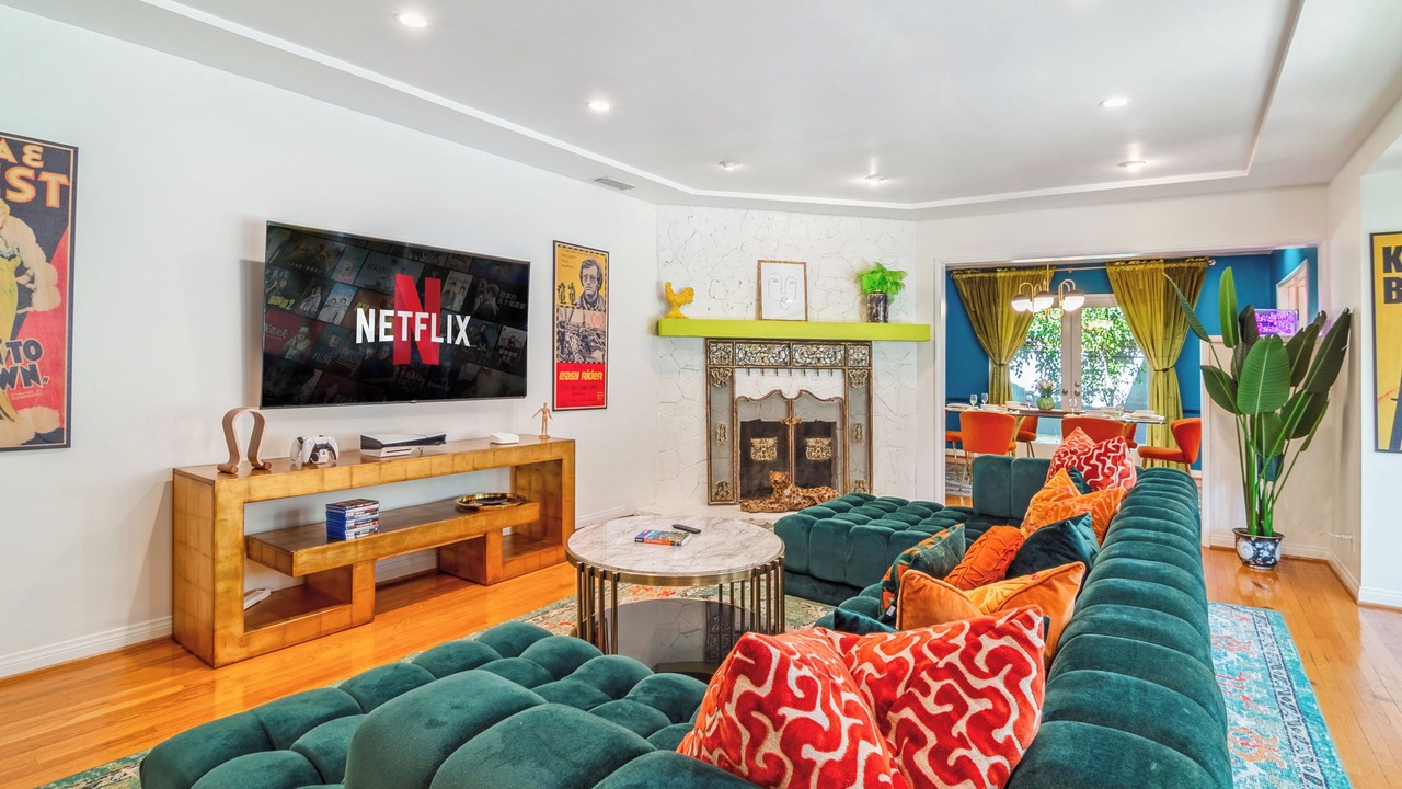Photo of Livingroom in Hollywoodland