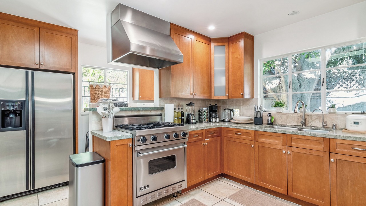Photo of Kitchen in Hollywoodland
