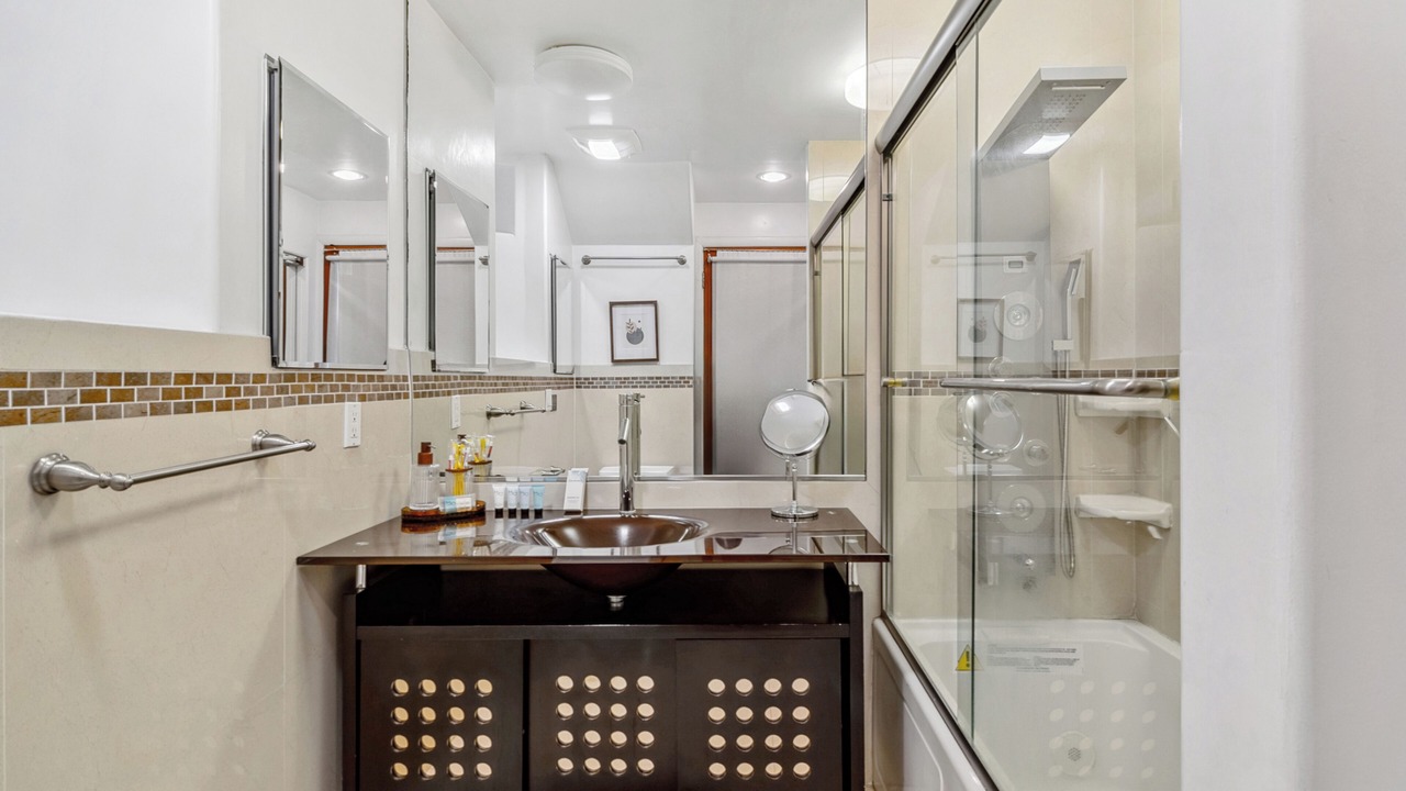 Photo of Bathroom in Studio City