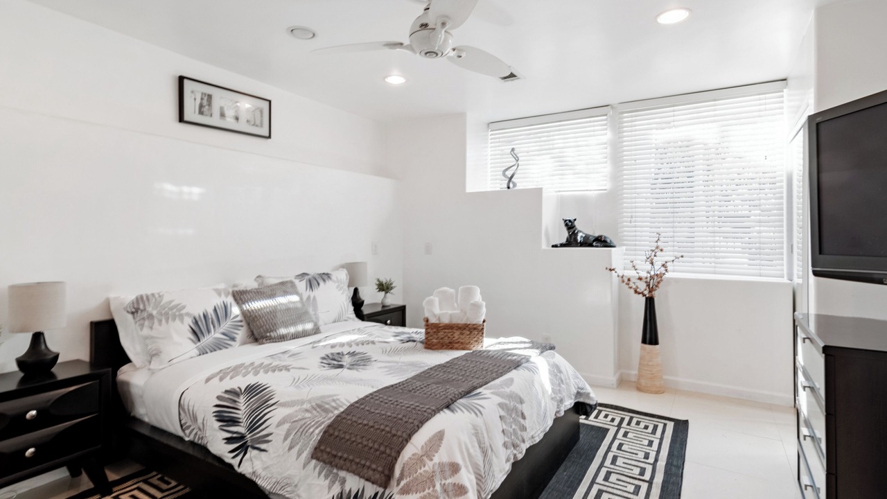 Photo of Bedroom in Studio City
