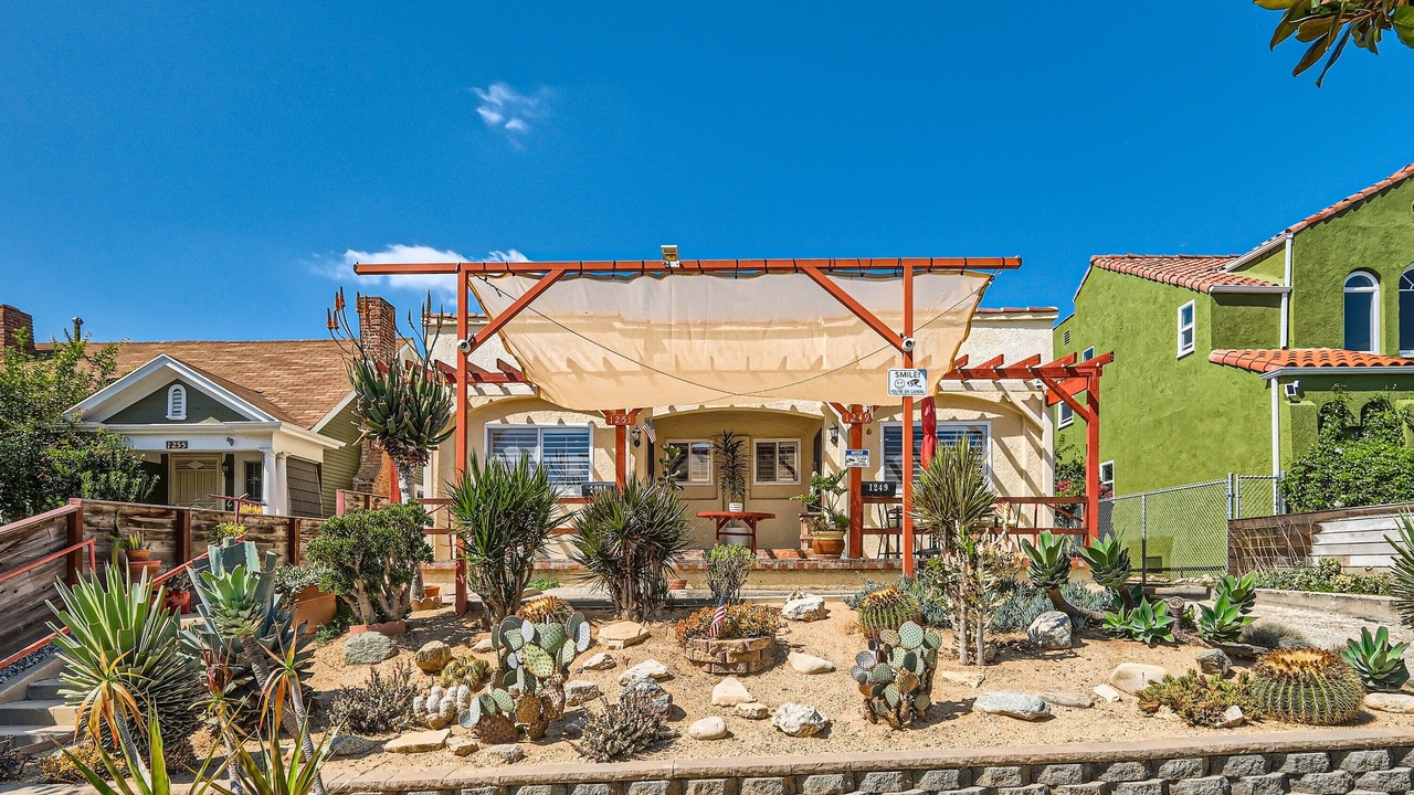 Photo of Outdoor in Adams Hill