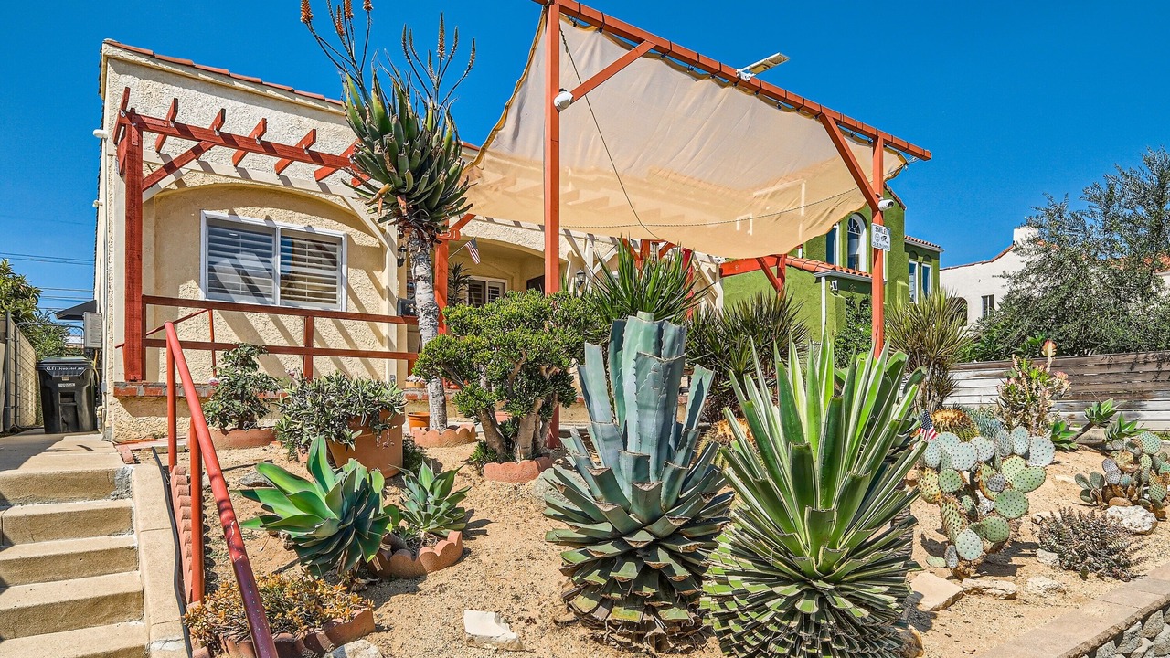 Photo of Outdoor in Adams Hill