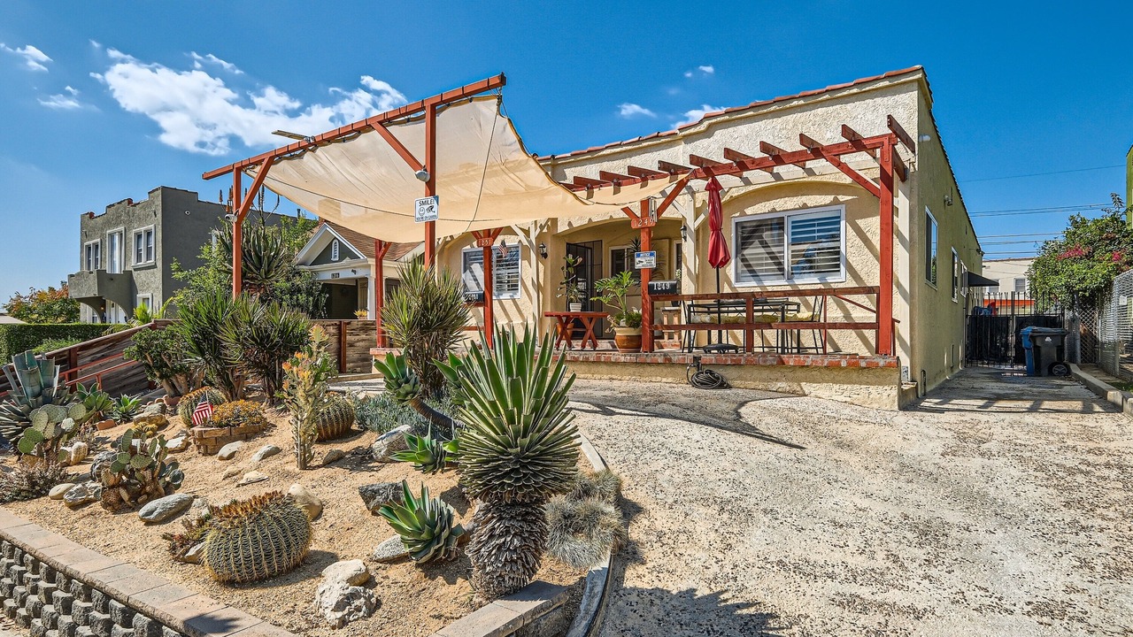 Photo of Outdoor in Adams Hill