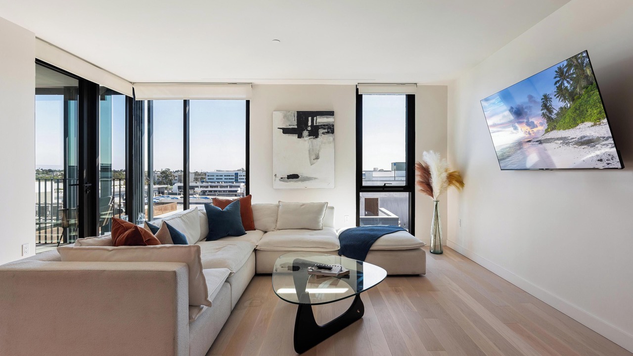 Photo of Livingroom in Pico