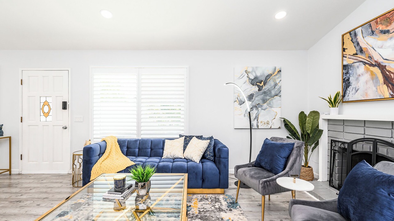 Photo of Livingroom in Santa Ana