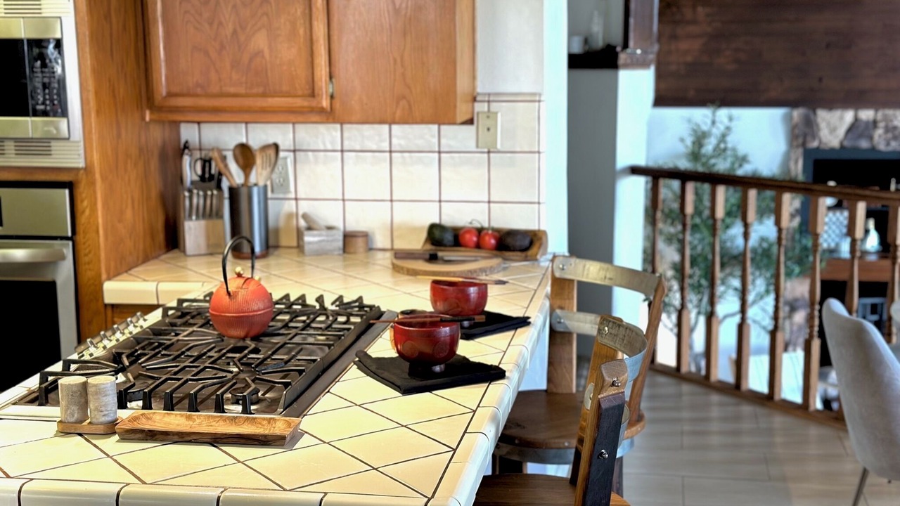 Photo of Kitchen in Lake Arrowhead