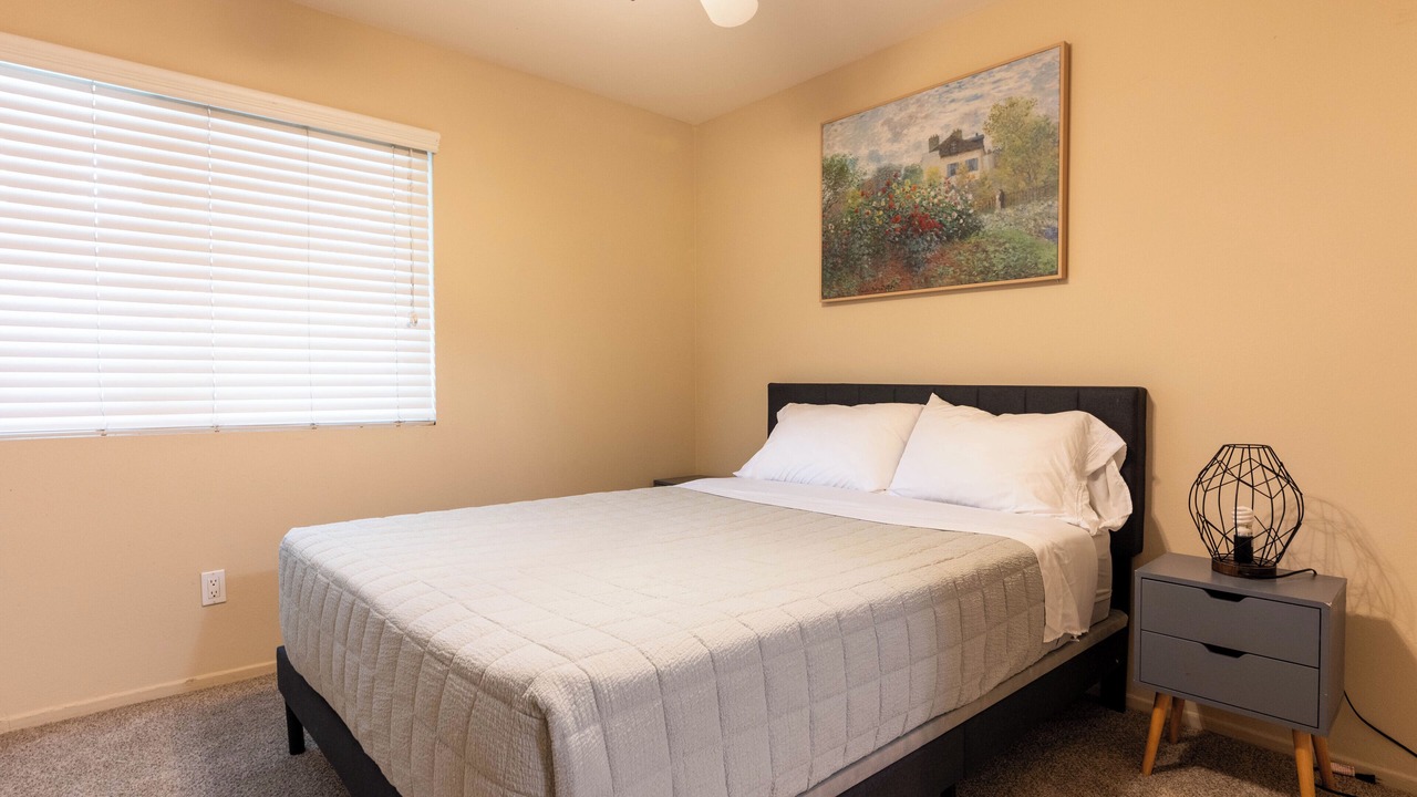 Photo of Bedroom in Rancho Palos Verdes