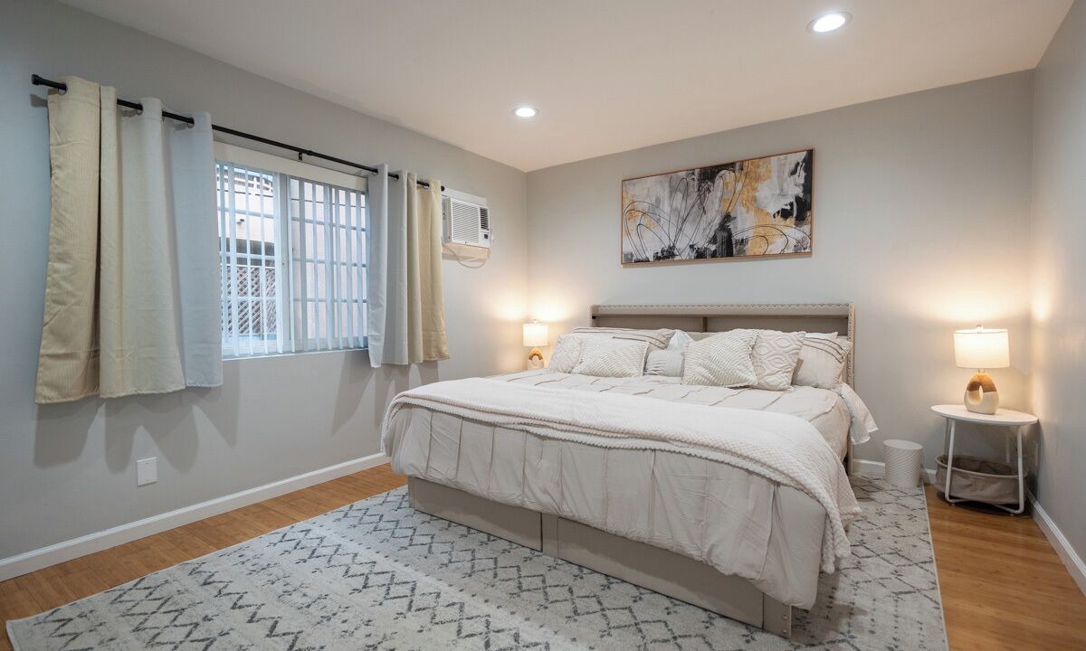 Photo of Bedroom in Studio City