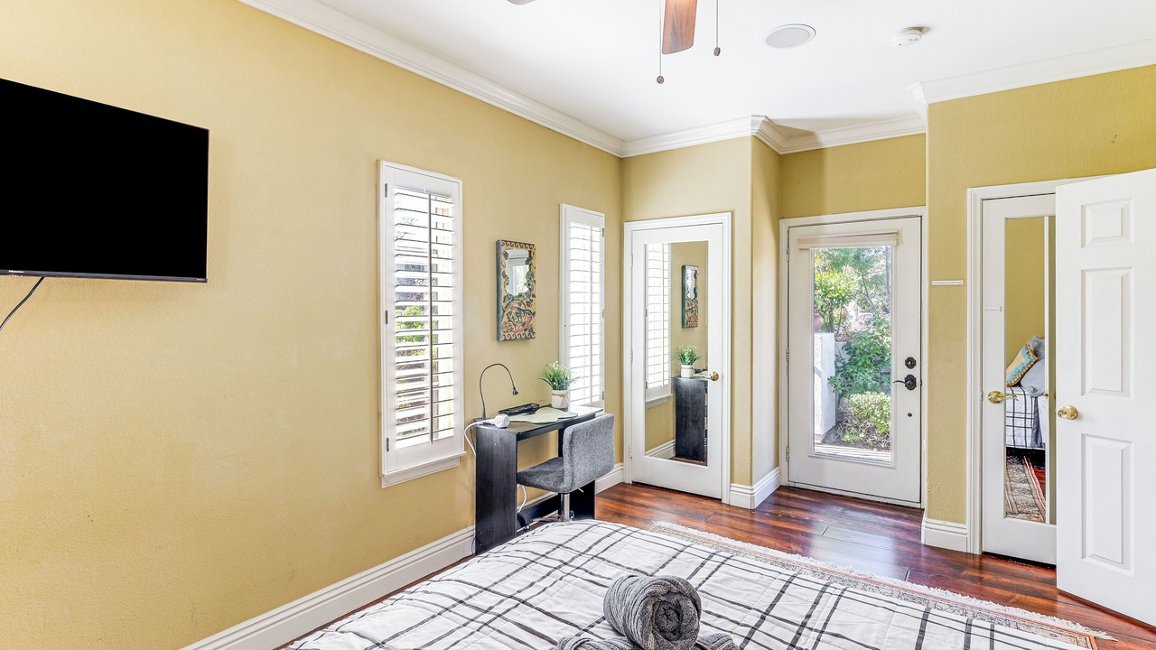 Photo of Bedroom in Torrey Highlands
