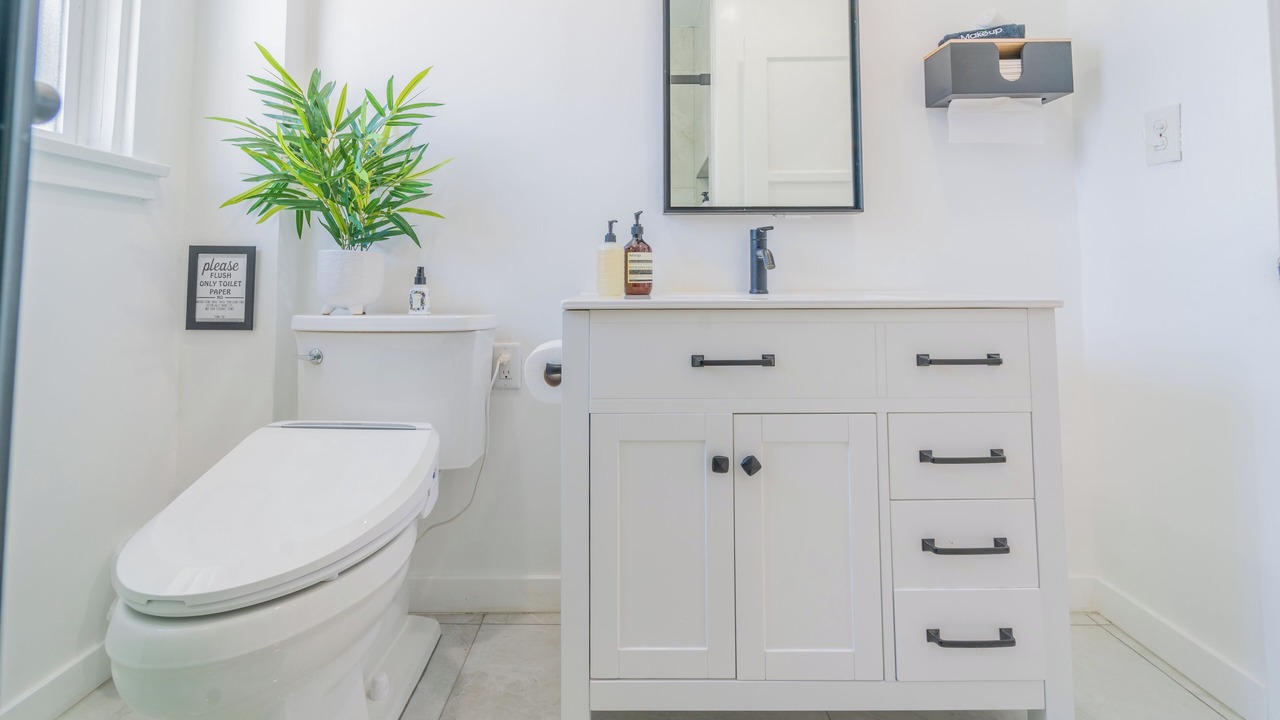 Photo of Bathroom in Compton