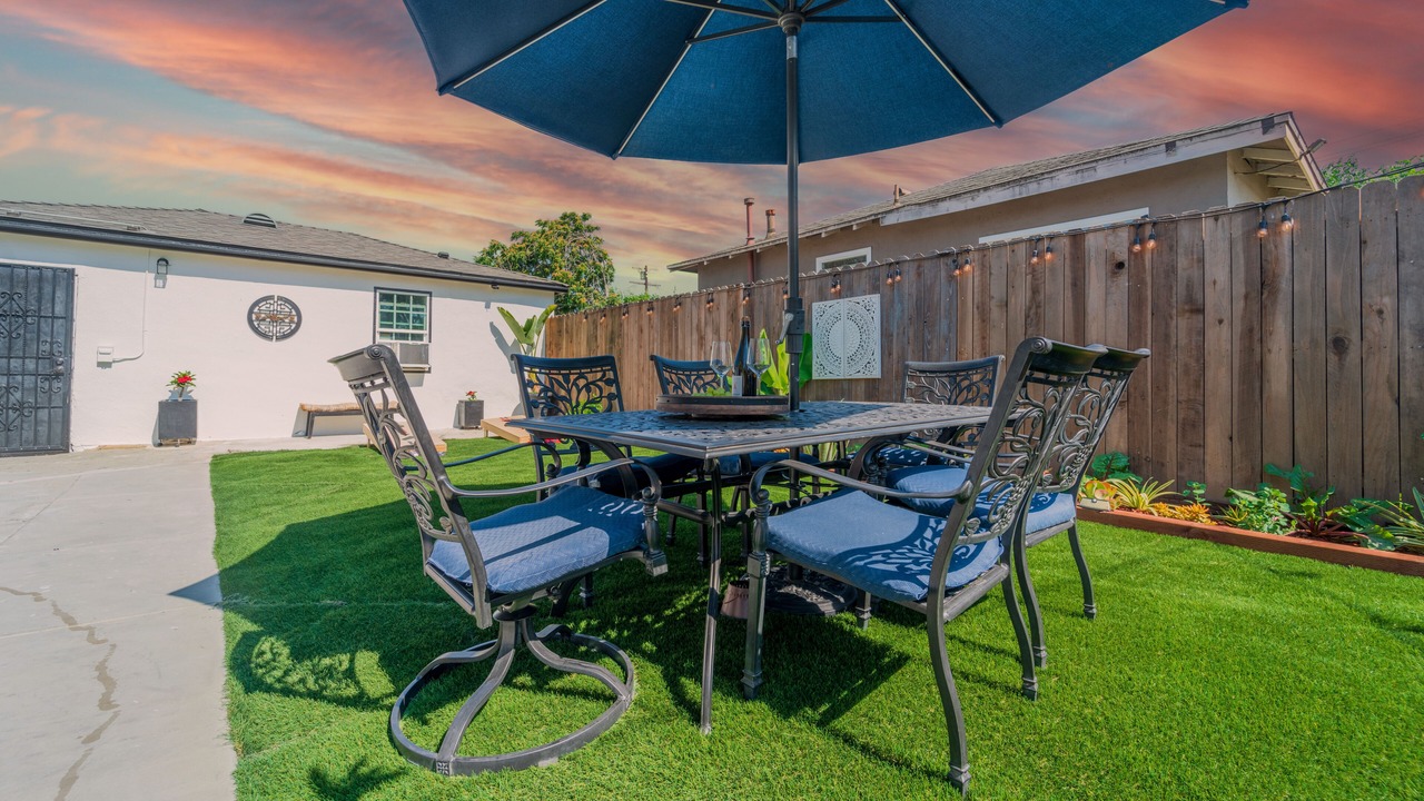 Photo of Outdoor in Compton