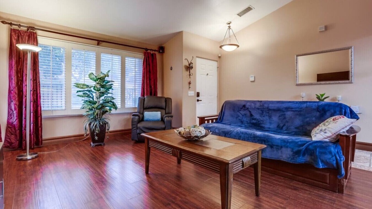Photo of Livingroom in Kit Carson