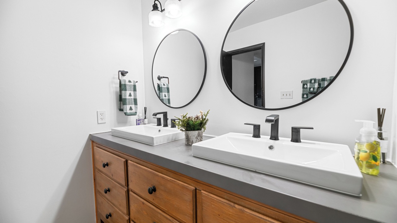 Photo of Bathroom in Eagle Mountain Estates