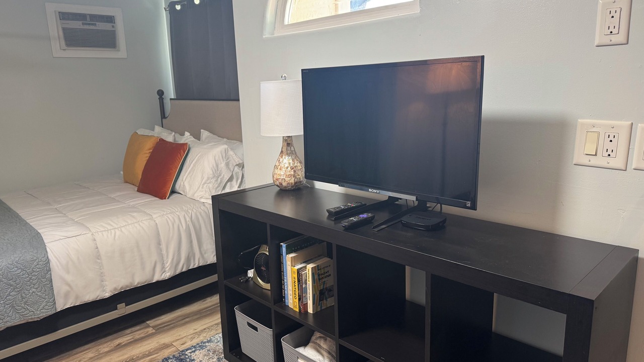 Photo of Bedroom in Agua Dulce