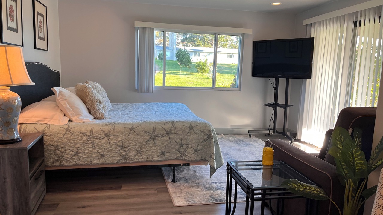Photo of Bedroom in Point Arena