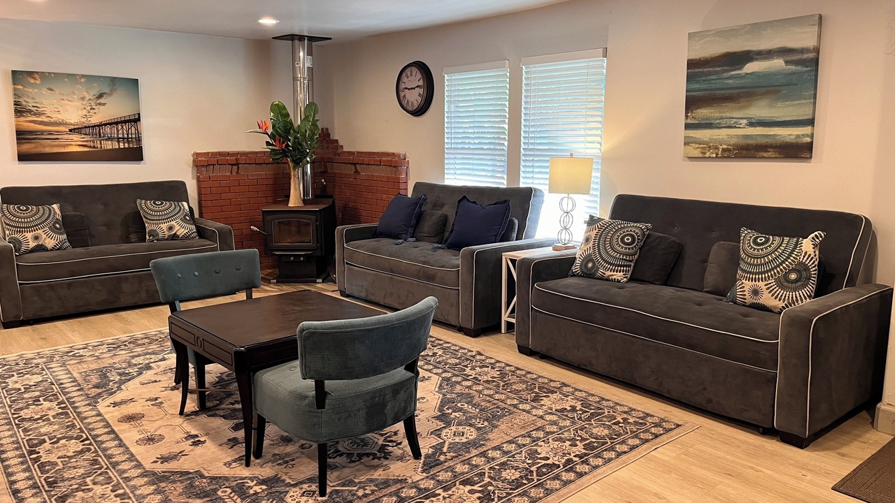 Photo of Livingroom in Point Arena