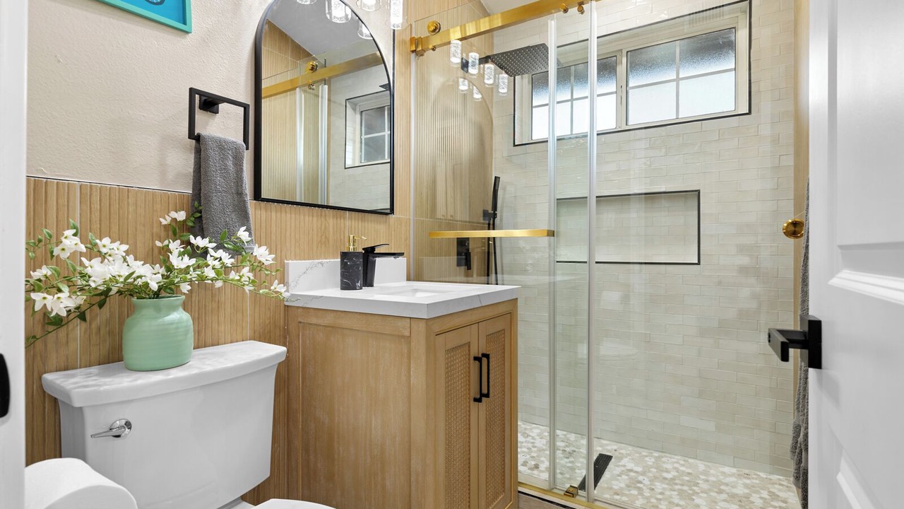 Photo of Bathroom in Southwest Anaheim