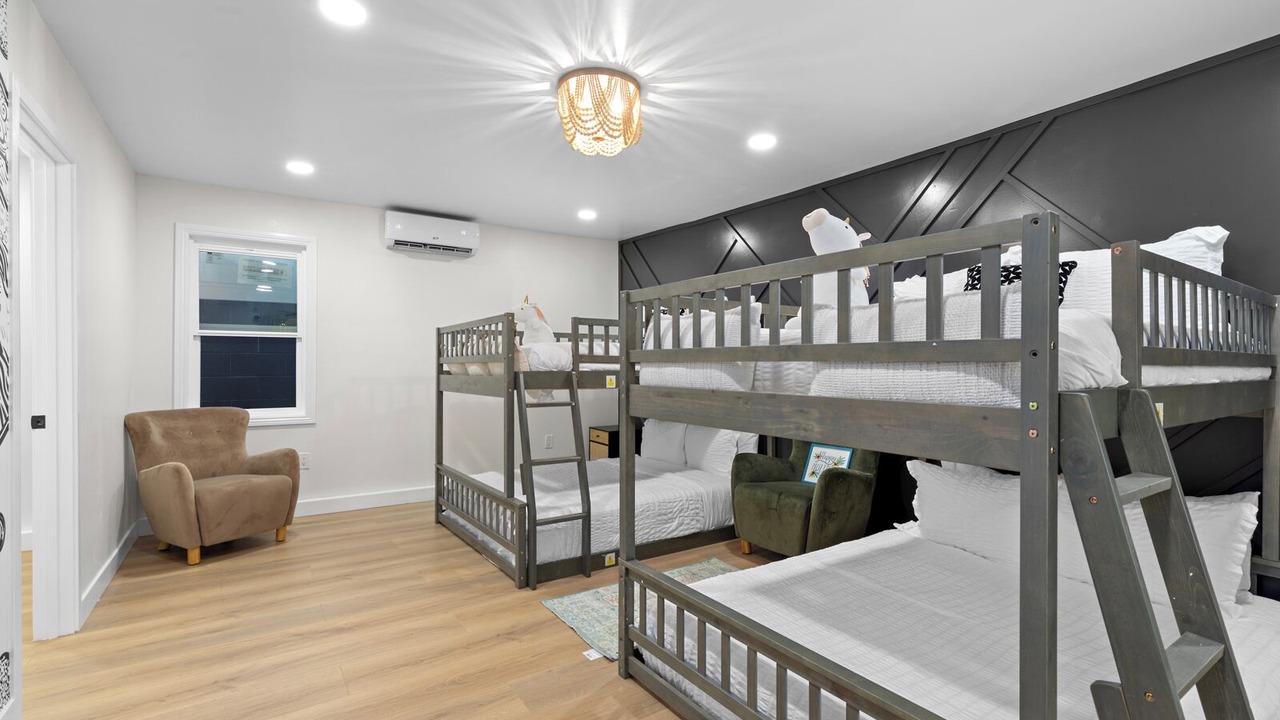 Photo of Bedroom in Southwest Anaheim