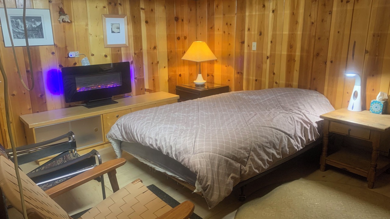 Photo of Bedroom in Colfax